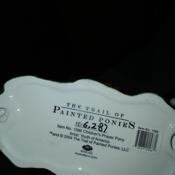 Ceramic Horse - Picture 3 of 3